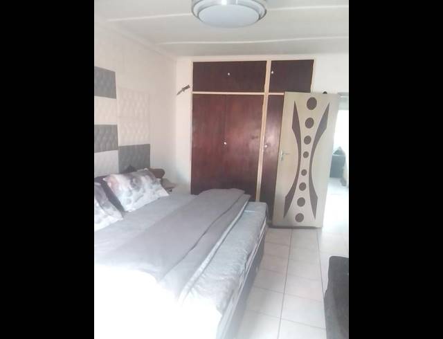 2 BEDROOM APARTMENT FOR SALE IN CASSELDALE